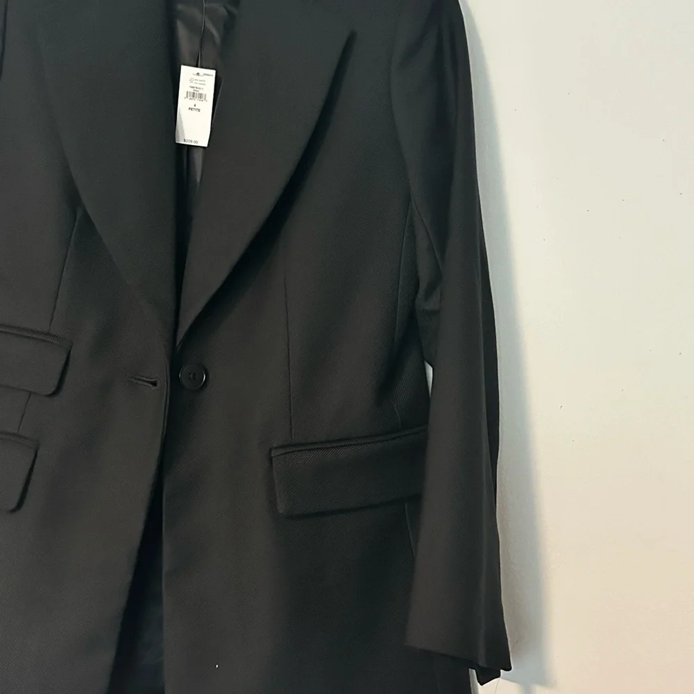 NWOT! Banana Republic Black Lido Sculpted Wool Blazer - Multiple Sizes 💙